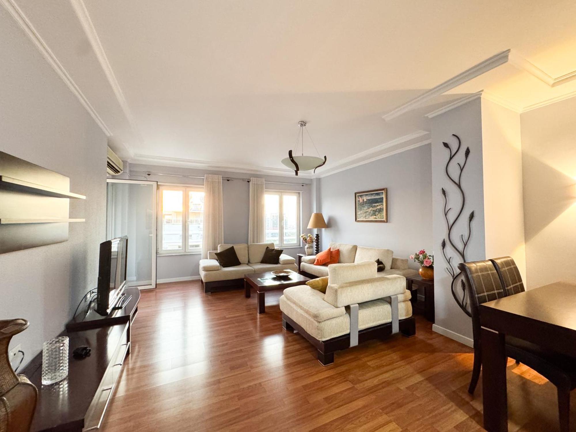 Cozy Apartment Near The Pyramid, Tirana Center Eksteriør billede