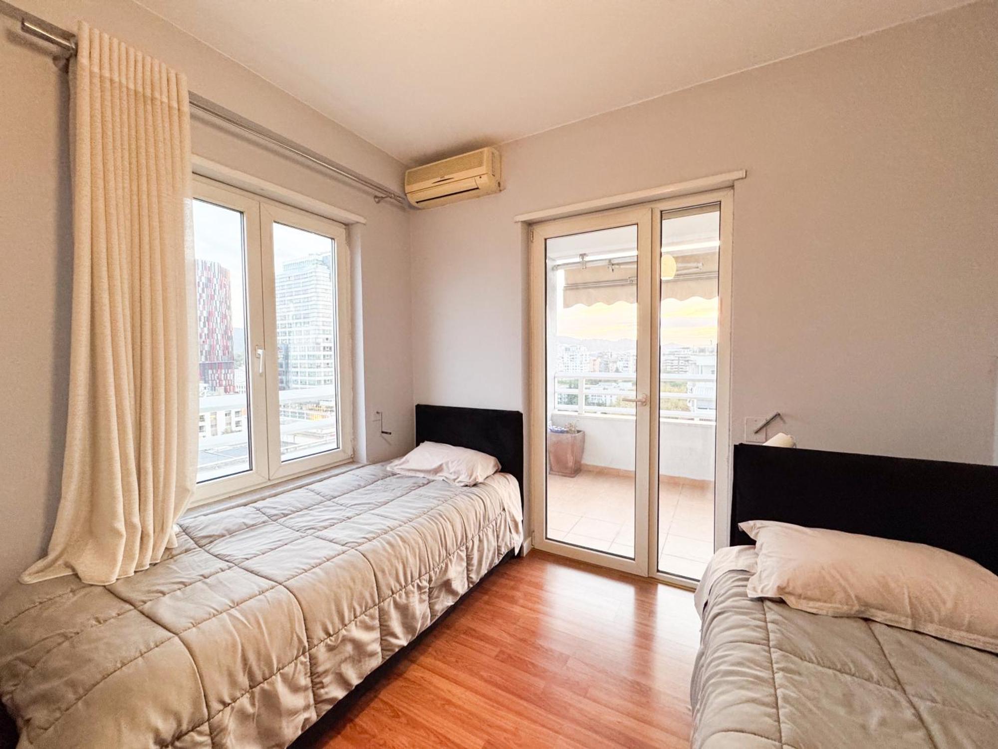 Cozy Apartment Near The Pyramid, Tirana Center Eksteriør billede