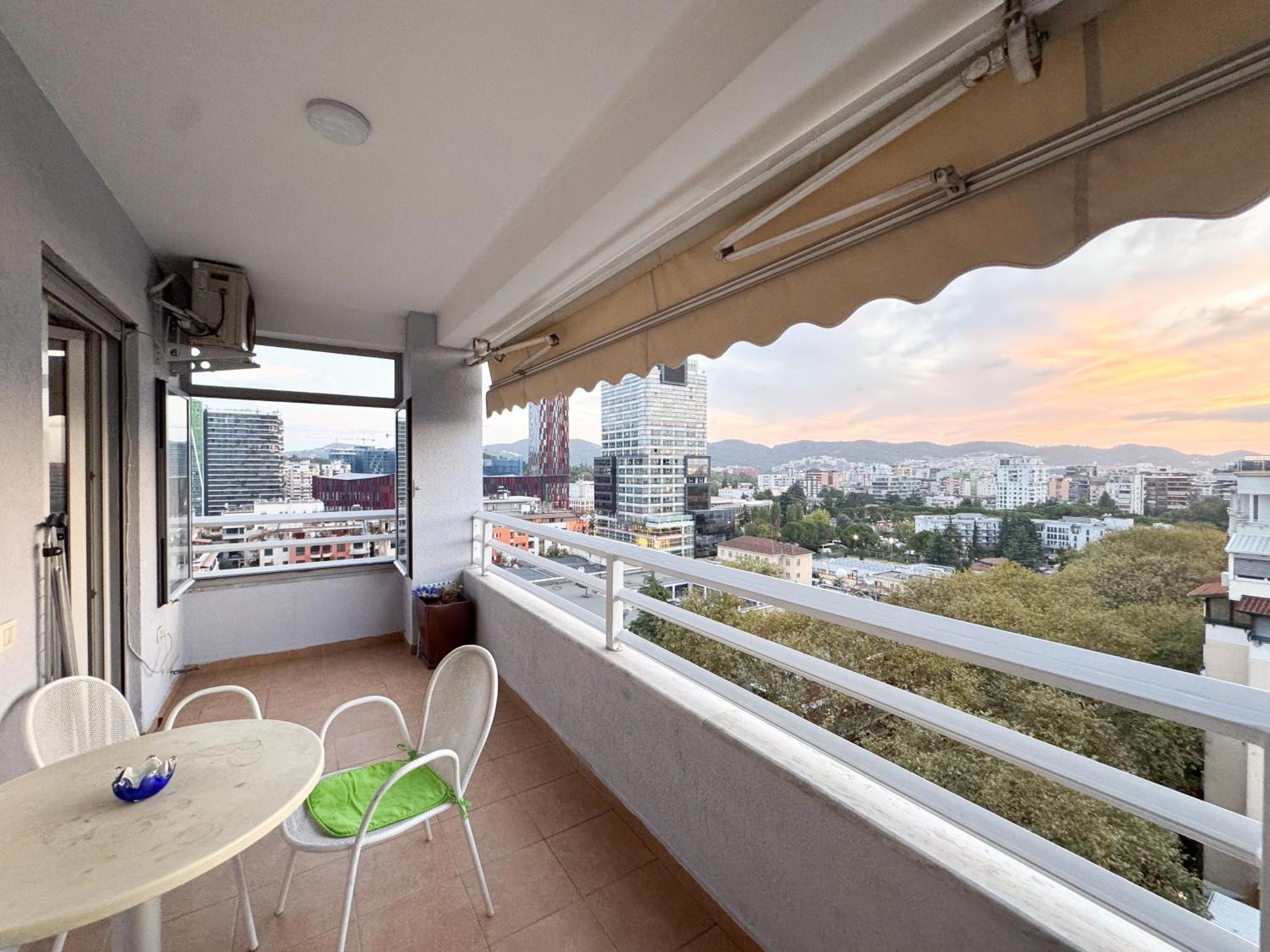 Cozy Apartment Near The Pyramid, Tirana Center Eksteriør billede