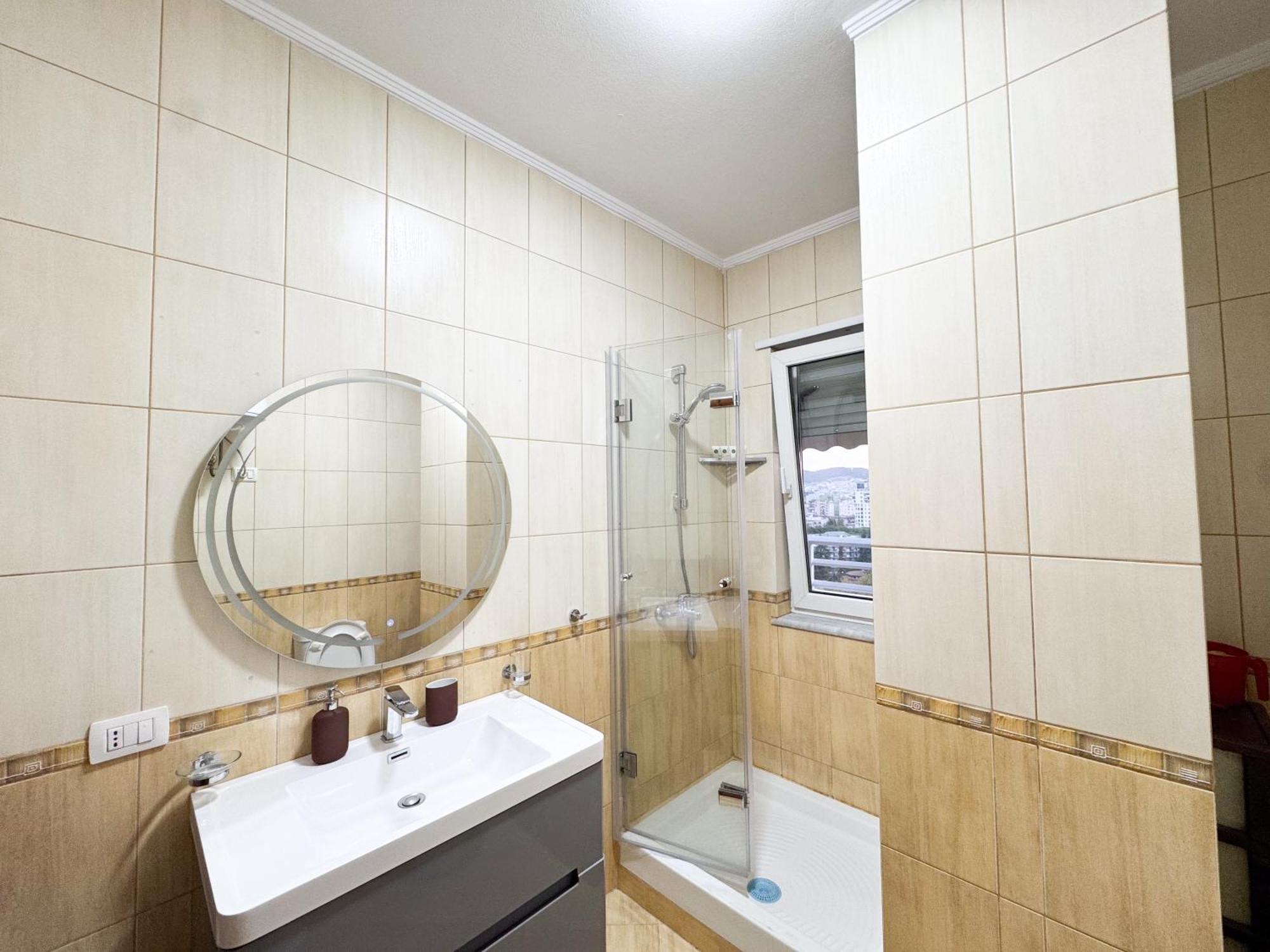 Cozy Apartment Near The Pyramid, Tirana Center Eksteriør billede